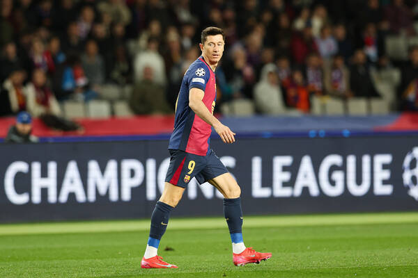 Składy na mecz Sevilla - Barcelona. Powrót Lewandowskiego, kolejny występ Szczęsnego