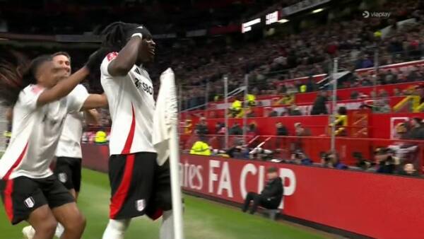 Manchester United odpadł z FA Cup! Decydowały karne [WIDEO]