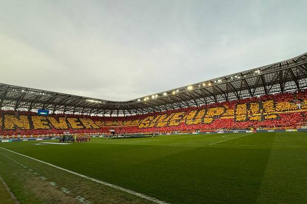 Jagiellonia ukarana przez UEFA. Znów musi sporo zapłacić Jagiellonia ukarana przez UEFA. Znów musi sporo zapłacić