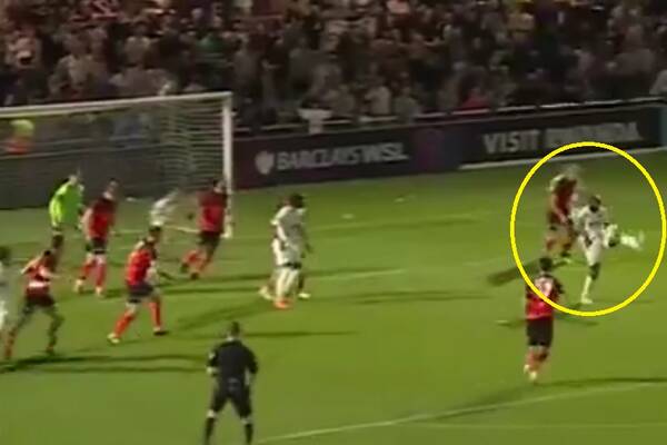 Thriller w barażach o awans. Siedem goli, dwa samobóje i szalona końcówka [WIDEO]