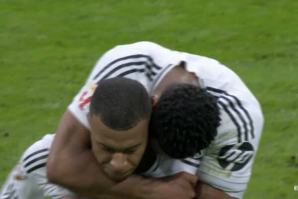 Celta postraszyła Real. Dublet Mbappe dał 