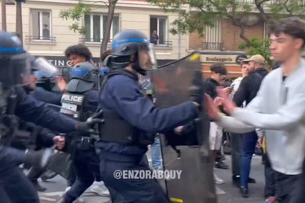 Policja użyła gazu łzawiącego przed hitem LM. Szokujące wieści [WIDEO]
