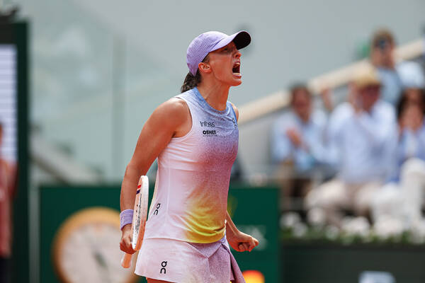 Nie samym tenisem Świątek żyje. Zaskoczenie podczas Roland Garros [WIDEO]