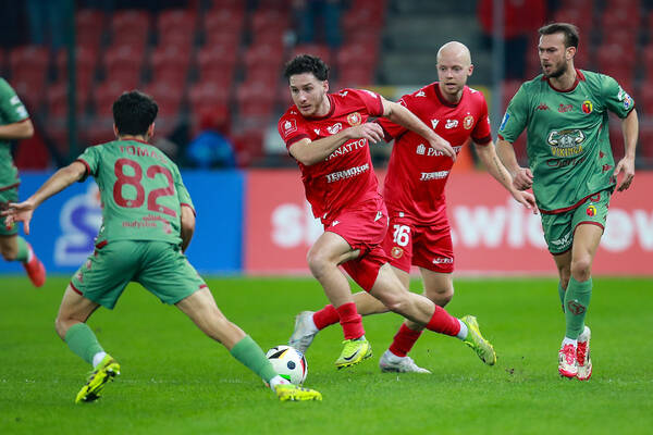 GKS Katowice stawia na Polaków.  Piąty transfer ogłoszony