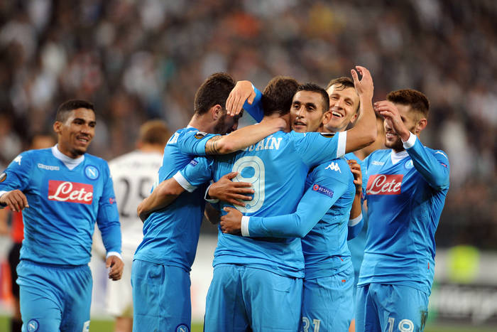 Napoli wygrywa z Fiorentiną, 90 minut Kuby