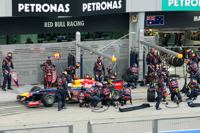 Losy Red Bulla w rękach Renault