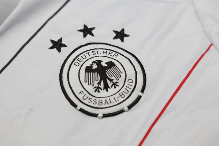 Prezes Niemieckiego Związku Piłki Nożnej podał się do dymisji