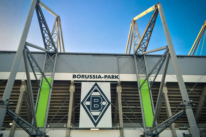 Borussia M'Gladbach wygrała, mimo gry w osłabieniu