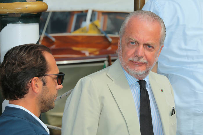 Prezydent Napoli chce dwóch transferów