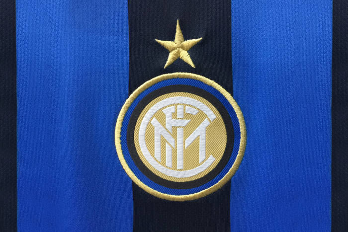 Inter chce pozyskać Van der Wiela