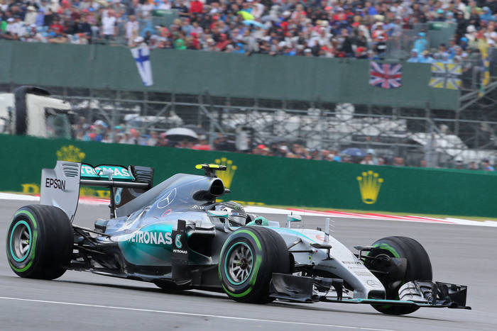 Hamilton wygrywa Grand Prix Włoch