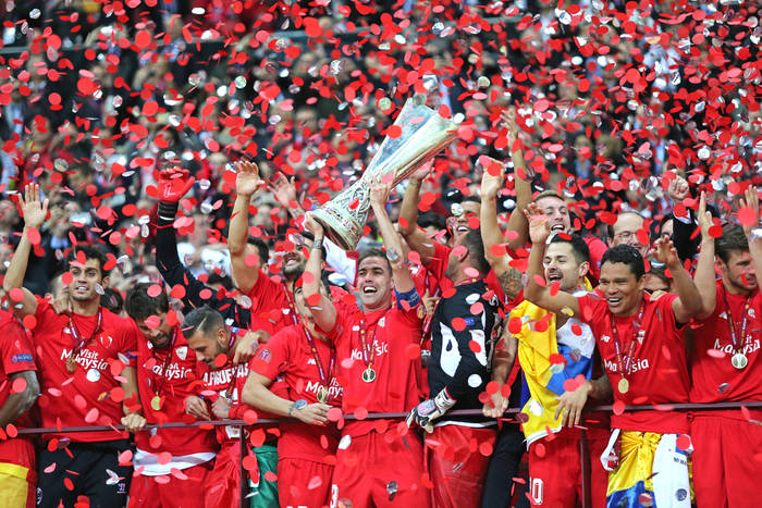 Sevilla chce trofeów