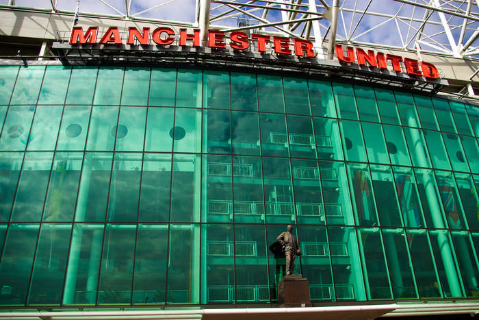 Ferdinand: obrona problemem Manchesteru