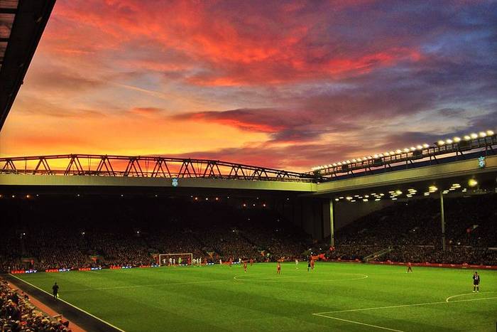 Liverpool FC zainteresowany 20-letnim pomocnikiem Sheffield United
