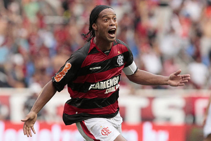 Ronaldinho wraca do ojczyzny
