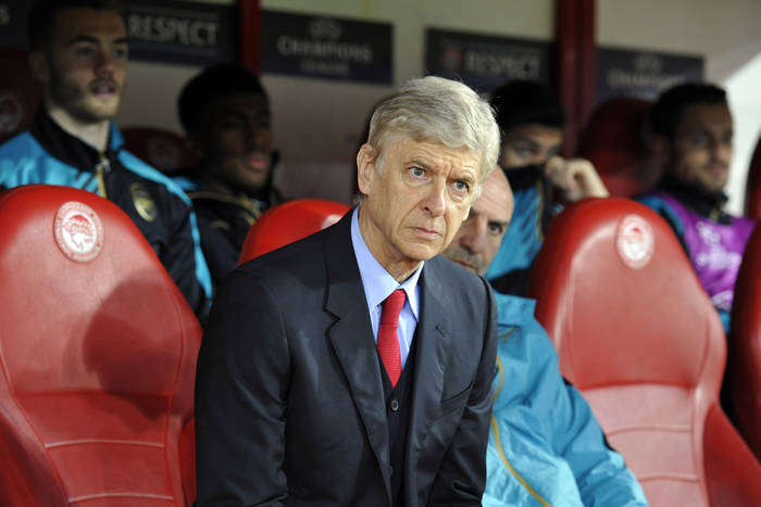 Arsenal chce przedłużyć kontrakt z Arsenem Wengerem