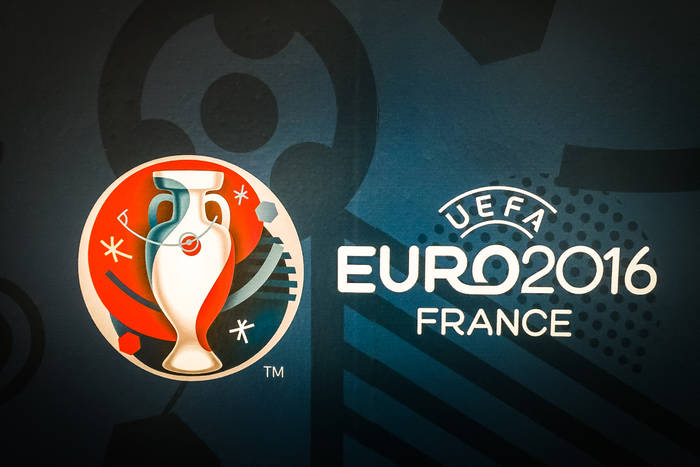 UEFA grozi Anglii i Rosji wyrzuceniem z EURO!