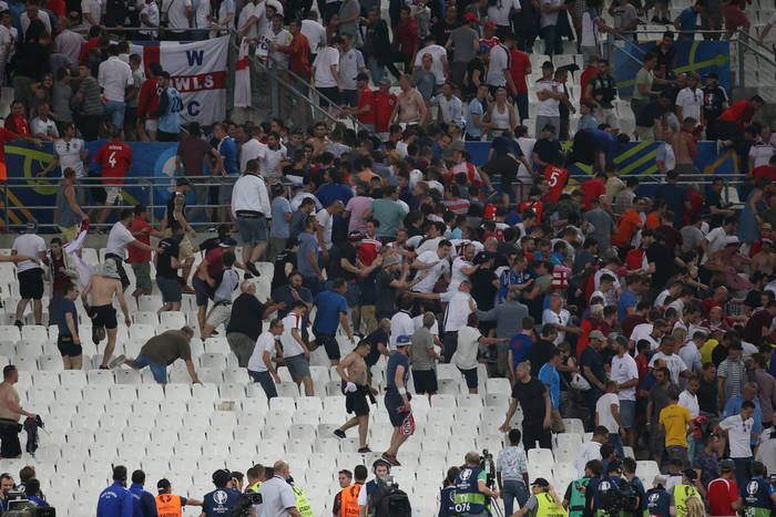 Tragedia na EURO 2016. Zmarł Anglik pobity przez chuliganów z Rosji