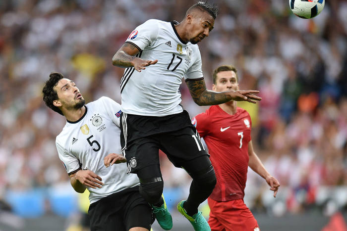 Niemcy krytykują formułę Euro 2016. "Było wiele drużyn, które nie potrafiły grać piłką"
