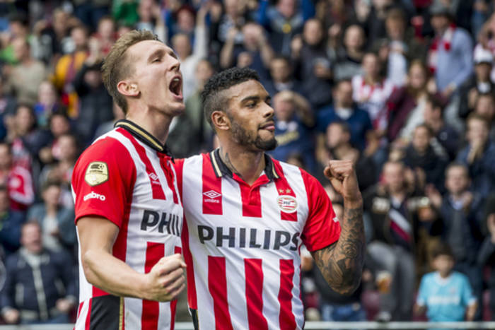 Nowy kontrakt de Jonga w PSV