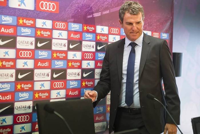 Dyrektor Barcy o braku transferów Realu: Mają kosztownych piłkarzy którzy siedzą na ławce