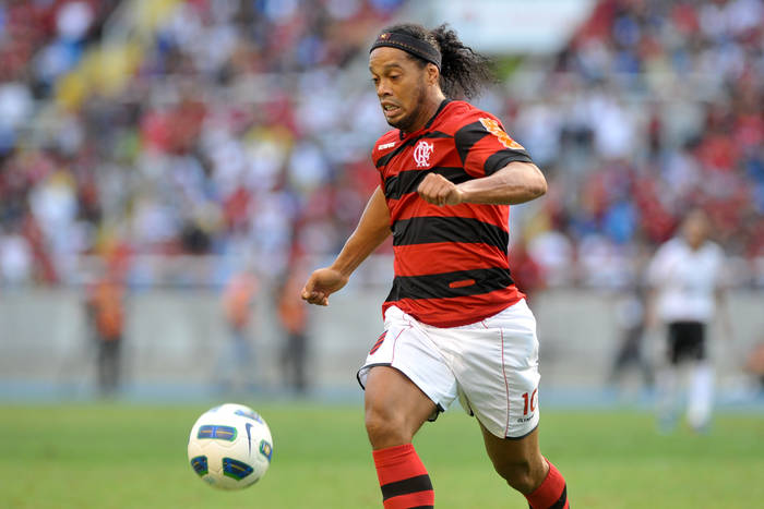 Ronaldinho chce wrócić na boisko