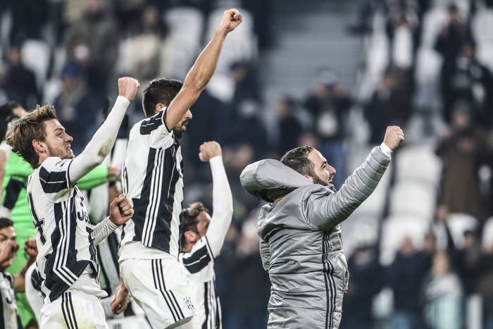 Juventus pokonał Milan i awansował do półfinału Pucharu Włoch Juventus pokonał Milan i awansował do półfinału Pucharu Włoch