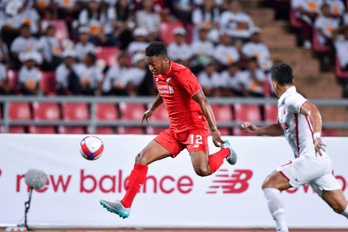 Joe Gomez trzy lata dłużej w Liverpoolu Joe Gomez trzy lata dłużej w Liverpoolu