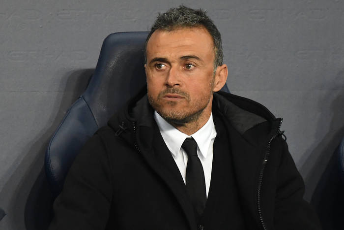 Enrique broni transferów do Chin: W innych zawodach dostaje się gratulacje... Enrique broni transferów do Chin: W innych zawodach dostaje się gratulacje...
