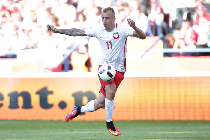 Grosicki miał jeszcze dwie inne oferty z Premier League Grosicki miał jeszcze dwie inne oferty z Premier League