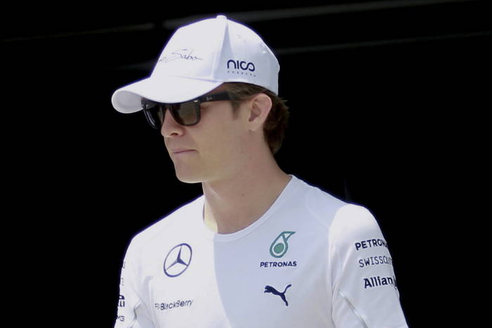 Rosberg: Kubica jeździ na poziomie Hamiltona