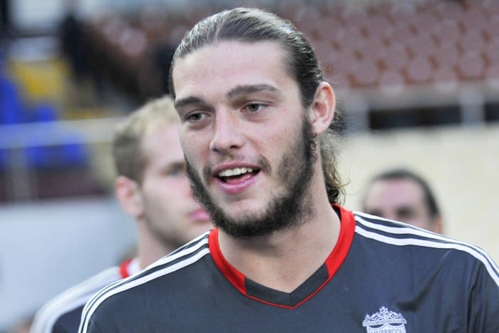 West Ham odrzuciły oferty z Chin za Carrolla