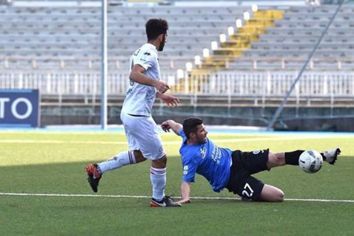 Serie B: Zespół Tomasza Kupisza zremisował w Avellino, kwadrans Polaka