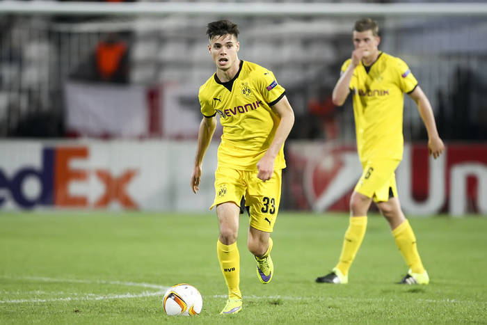 Weigl nie żałuje pozostania w Borussii Dortmund