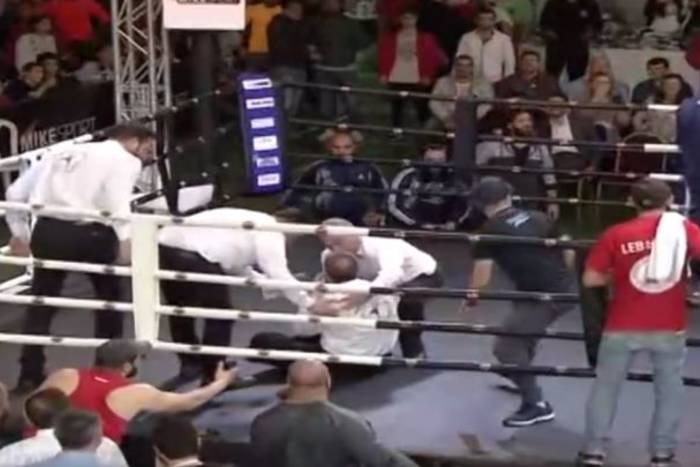 Zawodnik znokautował sędziego podczas gali boksu tajskiego [VIDEO]