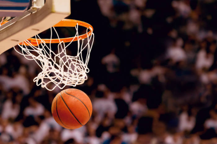 NBA: Awans Spurs i Toronto Raptors