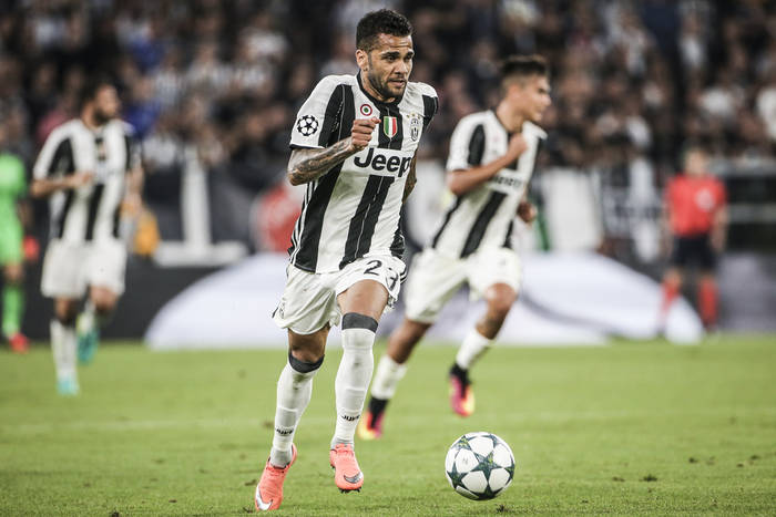 Juventus w finale Ligi Mistrzów, bramka Alvesa ozdobą spotkania! [VIDEO]