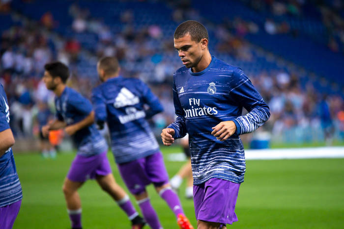 Marca: Pepe odejdzie z Realu. Odrzucił ofertę z Chin, wybrał Serie A