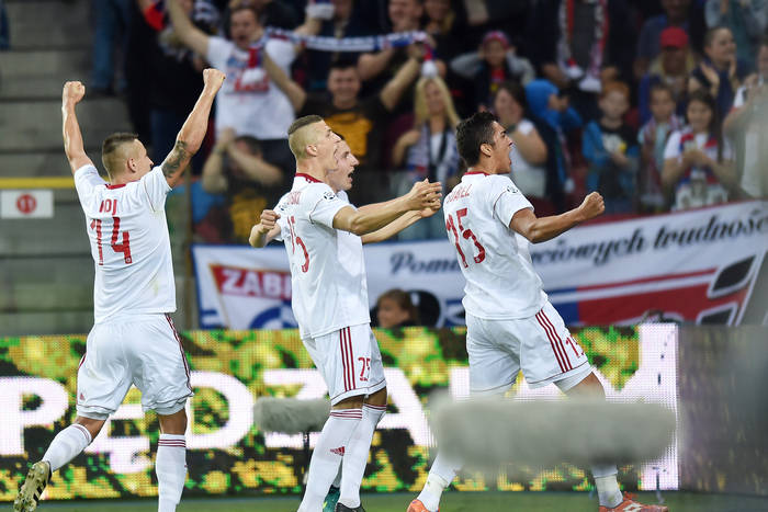 Górnik Zabrze pokonał Wisłę Kraków, trzy gole Angulo Górnik Zabrze pokonał Wisłę Kraków, trzy gole Angulo