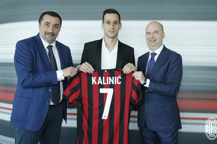 Milan ciągle się wzmacnia. Nikola Kalinić oficjalnie nowym piłkarzem klubu