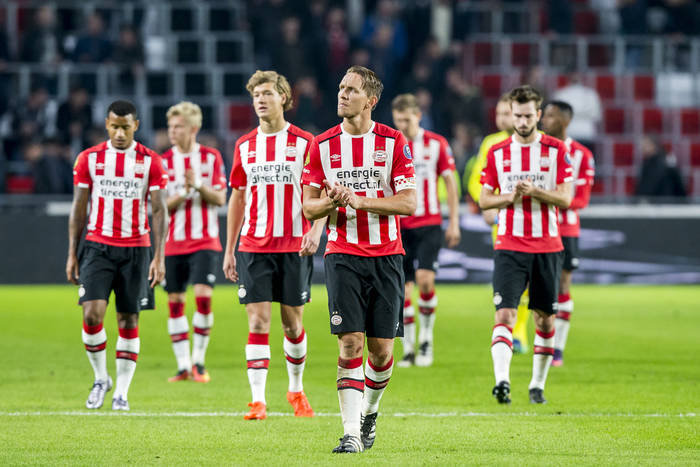Emocjonująca końcówka meczu PSV. Goście uratowali remis