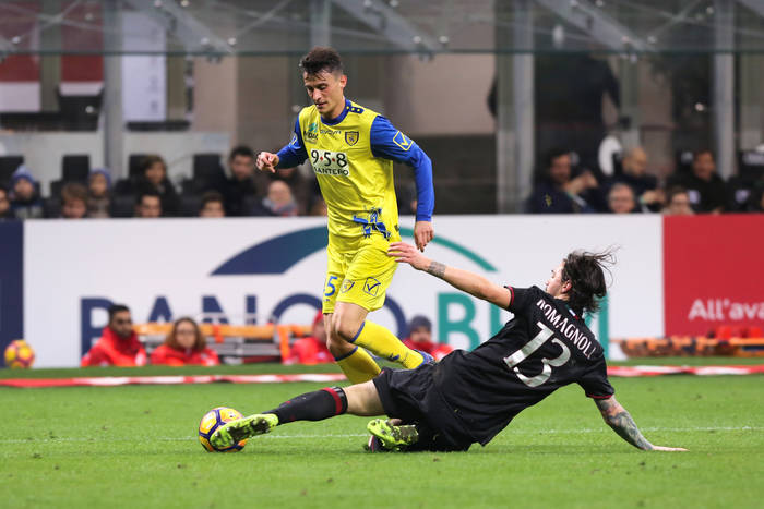Parma wykupi trzech piłkarzy Napoli. Zapłaci "Azzurim" ponad 30 milionów euro
