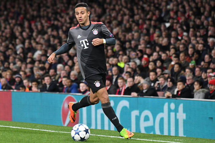 Thiago Alcantara wspomina swoje początki w Bayernie Monachium. "To zaszczyt, że mogłem z nim grać"