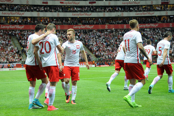 Reprezentacja Polski zanotuje spadek w rankingu FIFA. Kadra Nawałki straci szóstą pozycję
