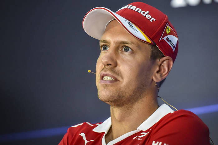 Tragiczne kwalifikacje Ferrari przed GP Włoch. 17. miejsce Vettela, Mercedesy znów dominowały