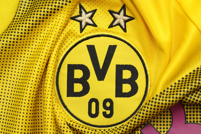 Sponsor Borussii Dortmund zaszokował. Ogłosił konkurs, w którym pytał o zamach