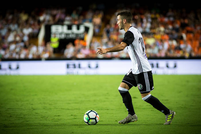 Juventus latem powalczy o obrońcę Valencii