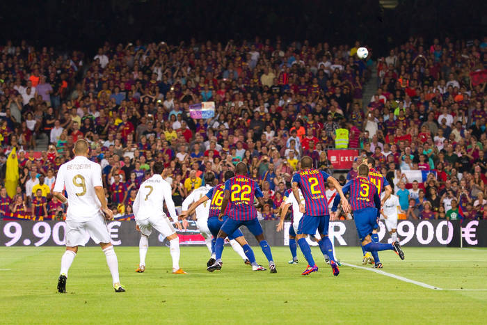 Real kontra Barcelona, czyli Ronaldo przeciwko Messiemu. Który z nich jest królem El Clásico? Wymowne statystyki Real kontra Barcelona, czyli Ronaldo przeciwko Messiemu. Który z nich jest królem El Clásico? Wymowne statystyki