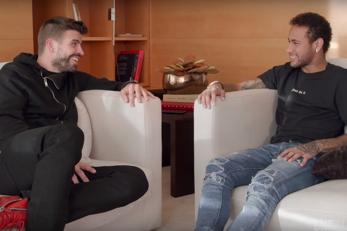 Pique zrobił wywiad z Neymarem. Brazylijczyk wyznał, że dwa centymetry dzieliły go od zakończenia kariery [VIDEO]