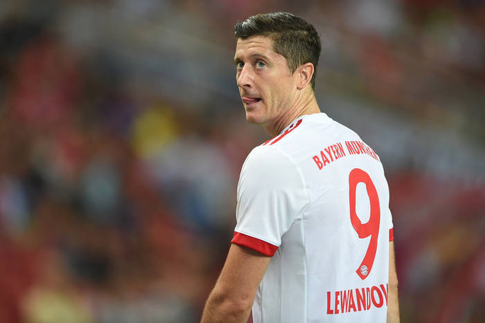 Media: Bayern chciał latem sprowadzić zmiennika dla Lewandowskiego. Okazał się zbyt drogi